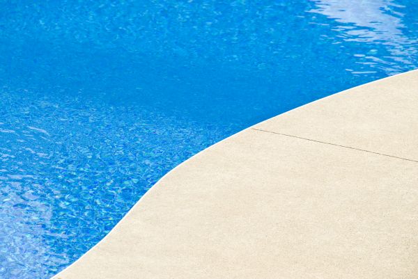 Cost of Pool Deck Construction in Lafayette
